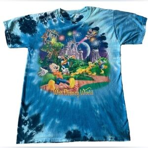 Vintage Walt Disney World T-Shirt (small)